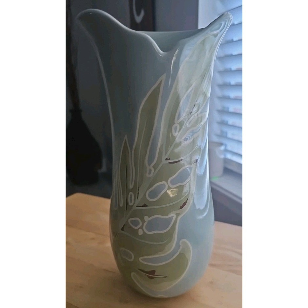 APRIL CORNELL‎ FOR SILVESTRI GREEN LEAF DESIGN CERAMIC VASE 11" Tall